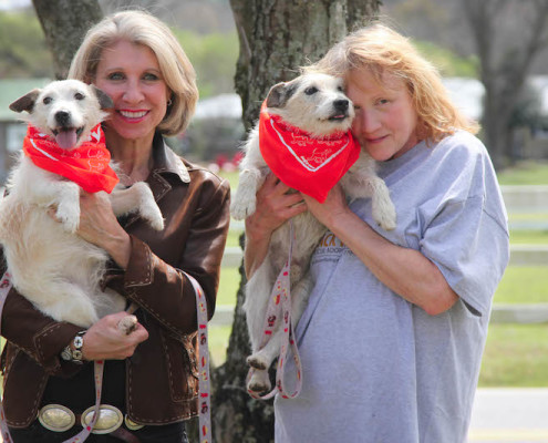 Jane and Mama Donna with the dynamic duo, double trouble, rowdy rock stars ... Eli and Elanor go by so many names.